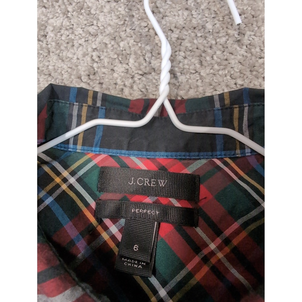 J.Crew Perfect Shirt Womens 6 Red‎ Green Navy Plaid Long Sleeve Button Down - Picture 2 of 6